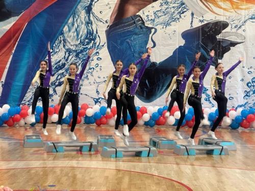 17 мая 2025 года на базе центра развития маунтинбайка в Чебоксарах прошли увлекательные и зрелищные соревнования по фитнес - аэробике. 01 17 мая 2025 года на базе центра развития маунтинбайка в Чебоксарах прошли увлекательные и зрелищные соревнования по фитнес - аэробике. 01