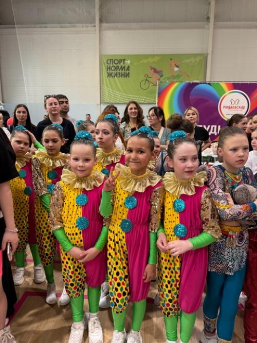 17 мая 2025 года на базе центра развития маунтинбайка в Чебоксарах прошли увлекательные и зрелищные соревнования по фитнес - аэробике. 08 17 мая 2025 года на базе центра развития маунтинбайка в Чебоксарах прошли увлекательные и зрелищные соревнования по фитнес - аэробике. 08