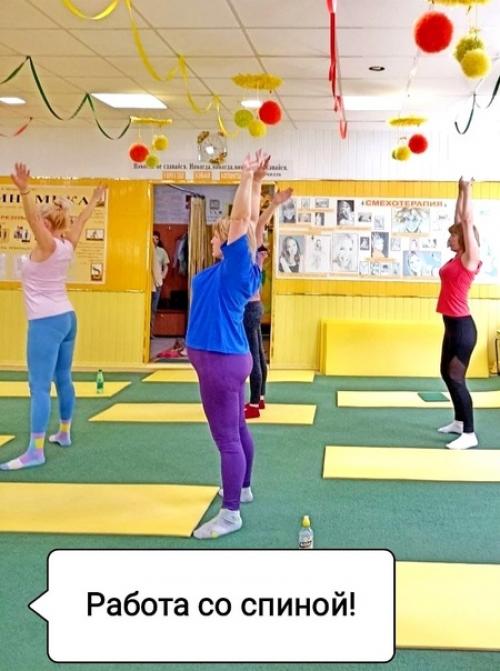 Фрагменты работы в моей авторской методике, в технике стрейч - динамика. 02