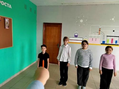 КВН - это не только шутки, это ещё и фонетический фитнес. 04
