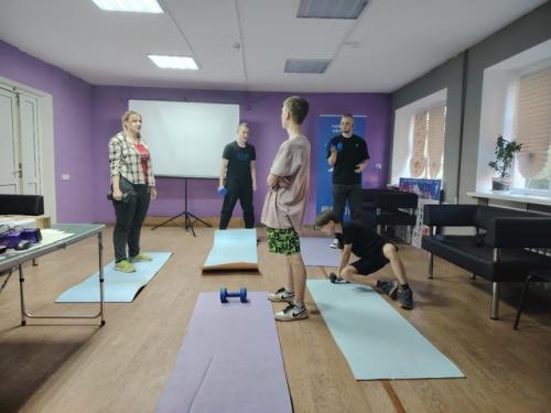 В молодёжном центре прошла фитнес - разминка Форма Здоровья. 02