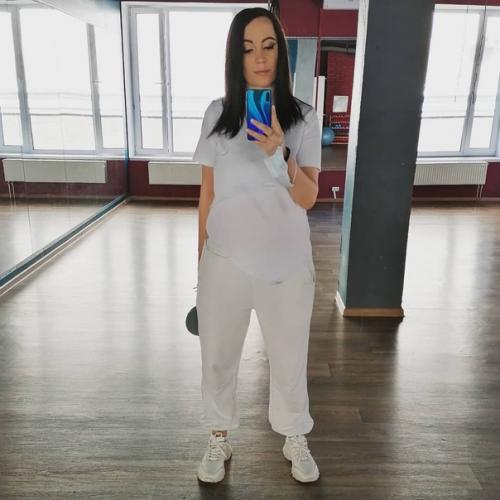 Не сказать, чтобы я сильно скучала по подработке в фитнес-клубе, но сменить домашнюю обстановку немного надо, пока ку ку не поехала окончательно. 01