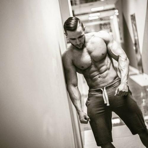 ILP_новости.  Врач - рентгенолог из Бреста побеждает в международных соревнованиях по бодибилдингу. 02 ILP_новости.  Врач - рентгенолог из Бреста побеждает в международных соревнованиях по бодибилдингу. 02