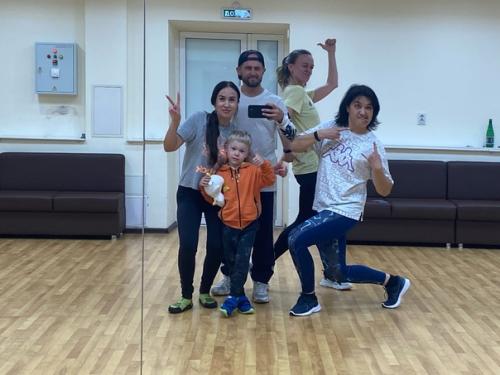 Хип-хоп фитнес!  Вам известно что это такое? 01