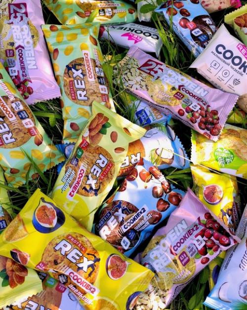 Брауни, ламингтоны, вафли, мюсли, печенье, батончики с сывороточным протеином и коллагеном - поступление Protein Rex и Роял кейк. 03