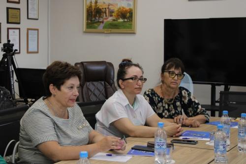 Партнерство - это когда все бегут с одинаковой скоростью. 02 Партнерство - это когда все бегут с одинаковой скоростью. 02