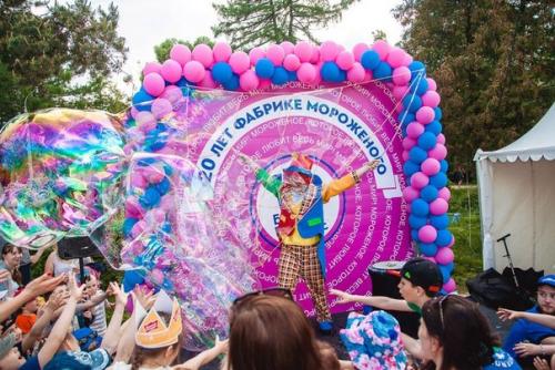 В парке Сокольники 19 и 20 августа проведут фестиваль мороженого и сладостей лакомка. 01