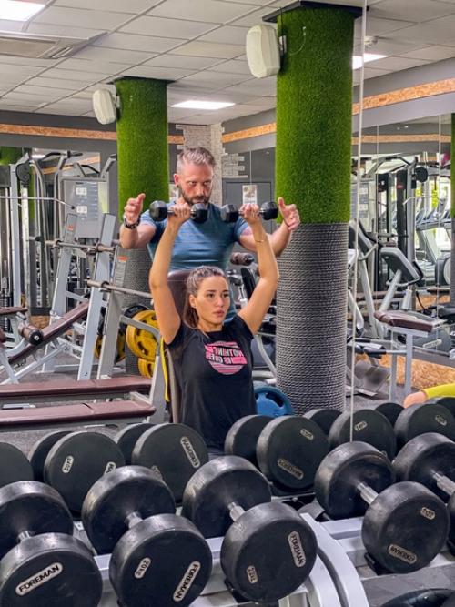 Большинство наших клиентов проводит в фитнес-клубе Pushkin больше всего времени - после дома и работы. 01