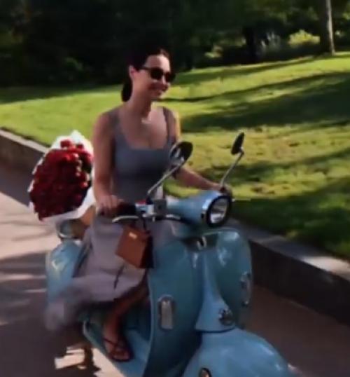 Эпизод 362.  Баста поздравил жену с юбилеем. 01