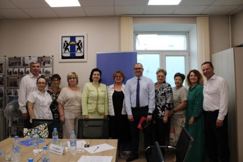 Партнерство - это когда все бегут с одинаковой скоростью. 08 Партнерство - это когда все бегут с одинаковой скоростью. 08