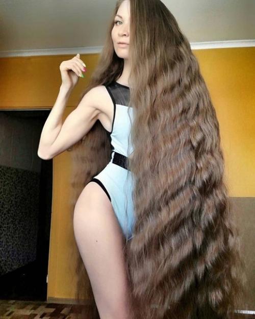 Вау!  Такие длинные волосы - это прям мечта для каждой девушки! 05