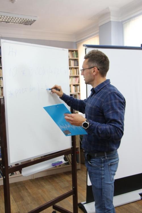 В читальном зале центральной библиотеки прошел тренинг Основы Здорового Питания. 05