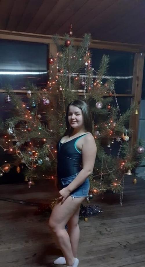 Фото в форме и у ёлки - до, остальное - после. 01