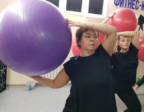 Баланс, динамика, статика - фантастическая нагрузка с волшебными фитболами. 01