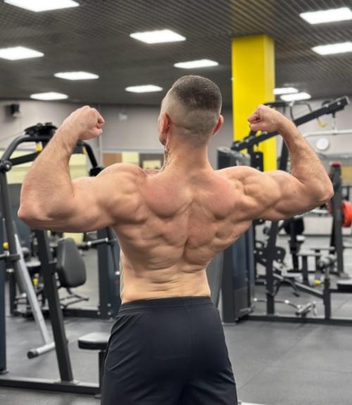 Тренировки самостоятельно или с персональным тренером? 01