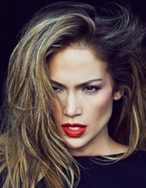 В свои 46 выглядит лучше, чем некоторые в 20! 05