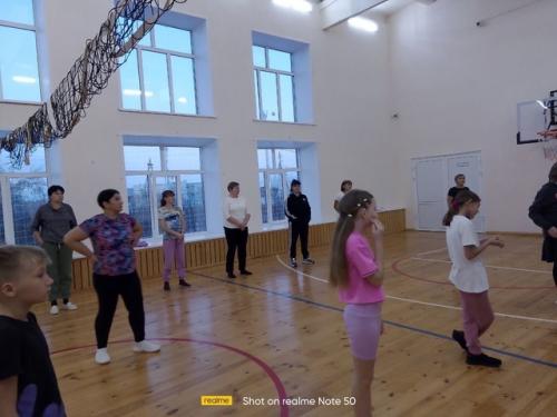 Совсем скоро наступит замечательный праздник День Матери. 06