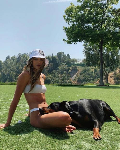 Упражнения по пилатесу от дочки Сильвестра сталоне - систин. 02