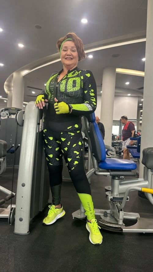 Удивительно, но фото из спортзала набирают больше просмотров … и комментариев …. 05