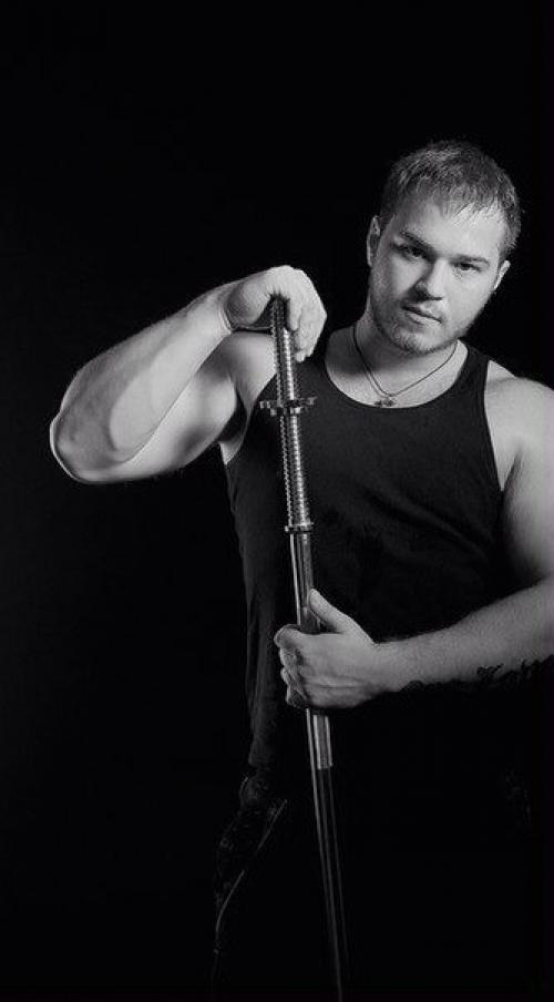 Внимание!  Фитнес тренер на базе клуба Легенда. 02