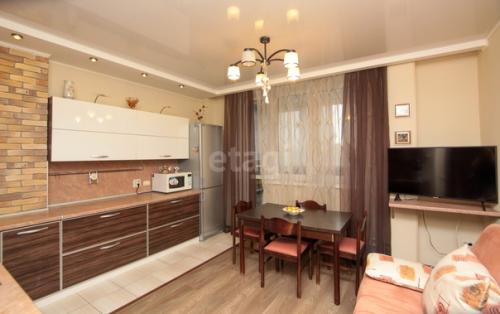 Мы предлагаем вашему вниманию просторную и уютную квартиру для любителей большого пространства или большой семьи. 05 Мы предлагаем вашему вниманию просторную и уютную квартиру для любителей большого пространства или большой семьи. 05