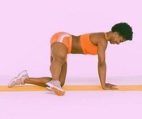 Упражнения для упругой попы и стройных ножек? 02