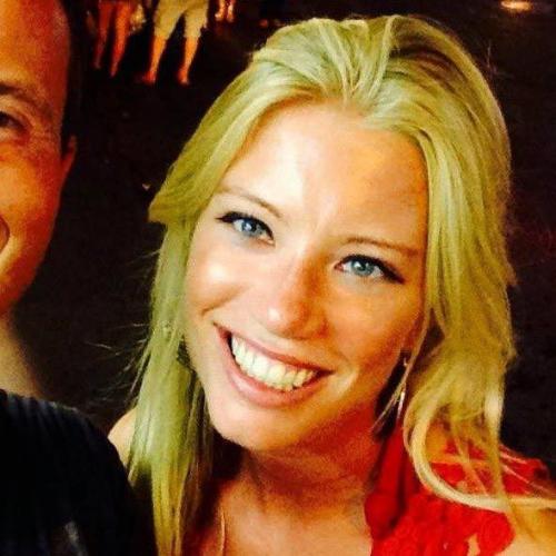 Девушка очнулась после приступа эпилепсии и нашла рядом с собой трогательную записку от неизвестного мужчины. 01 Девушка очнулась после приступа эпилепсии и нашла рядом с собой трогательную записку от неизвестного мужчины. 01