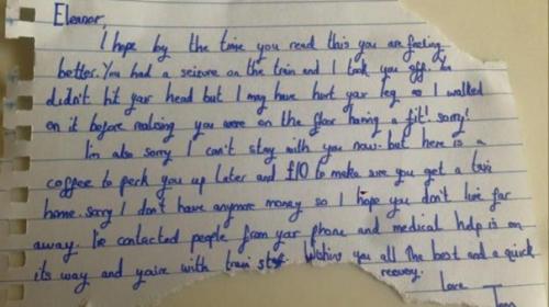 Девушка очнулась после приступа эпилепсии и нашла рядом с собой трогательную записку от неизвестного мужчины. 02 Девушка очнулась после приступа эпилепсии и нашла рядом с собой трогательную записку от неизвестного мужчины. 02