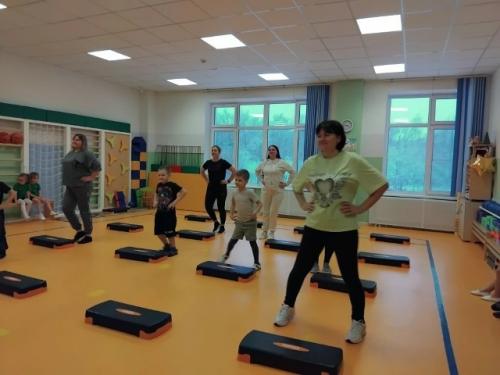 В декабре стартовали предновогодние открытые занятия в дополнительном образовании дошкольников. 06 В декабре стартовали предновогодние открытые занятия в дополнительном образовании дошкольников. 06