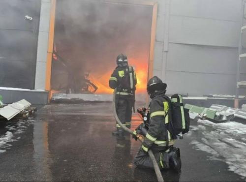 Эпизод 958.  Пожар на предприятии.
