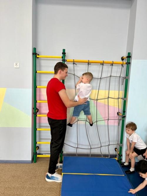 Физкультура для дошкольников должна быть радостной. 03 Физкультура для дошкольников должна быть радостной. 03