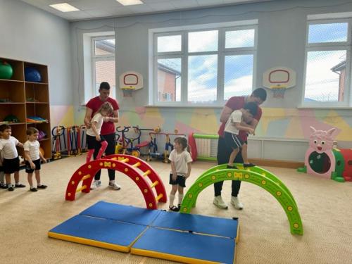 Физкультура для дошкольников должна быть радостной. 05 Физкультура для дошкольников должна быть радостной. 05