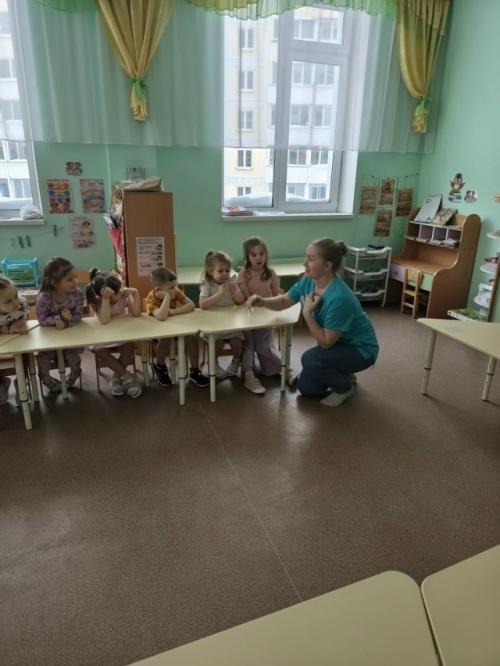 В 1 корпусе Разноцветной Планеты стартовал цикл встреч секреты здоровья. 06