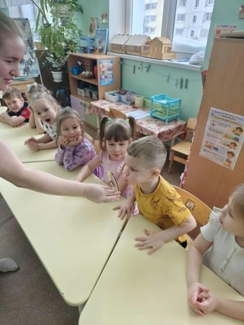 В 1 корпусе Разноцветной Планеты стартовал цикл встреч секреты здоровья. 04