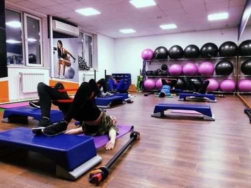 Задачи фитнеса - это, пожалуй, лучшая форма поддержания мотивации для физических упражнений. 02