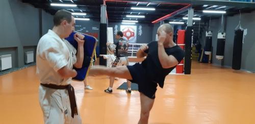 Внимание девушки и мужчины! 02