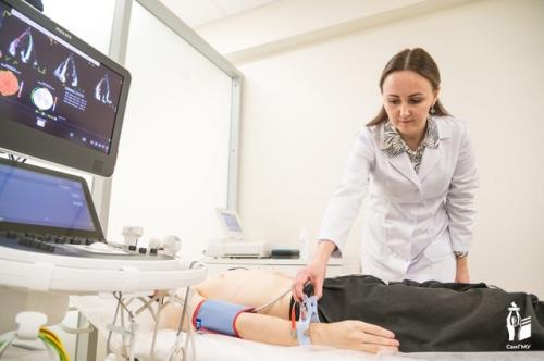 Специалисты самгму с партнером ООО Миобриз разработали уникальный физиотерапевтический костюм с мобильным приложением для спорта и реабилитации. 01