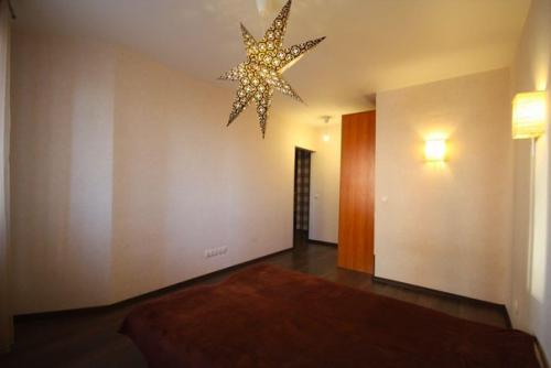 1 ккв на ленинском проспекте дом 82 корпус 1 за 21000 ку. 03