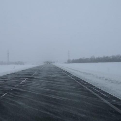 Старый анекдот про жену военного, которая обжилась, пока ехала в трамвае, со временем обнаруживает в себе совсем уж сакральный смысл. 02