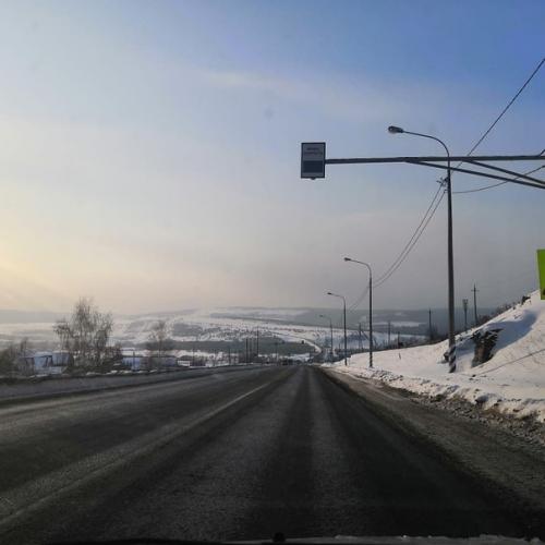 Старый анекдот про жену военного, которая обжилась, пока ехала в трамвае, со временем обнаруживает в себе совсем уж сакральный смысл. 03