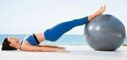 Комплекс упражнений с фитболом. 05 Комплекс упражнений с фитболом. 05