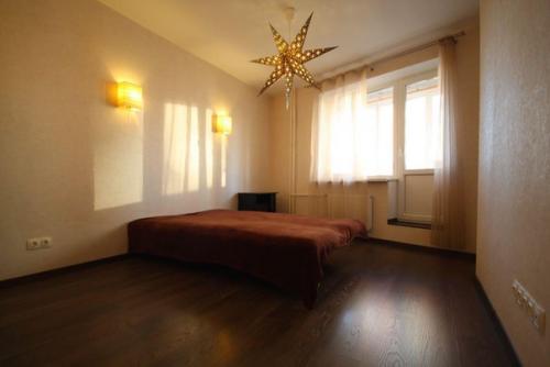 1 ккв на ленинском проспекте дом 82 корпус 1 за 21000 ку. 02