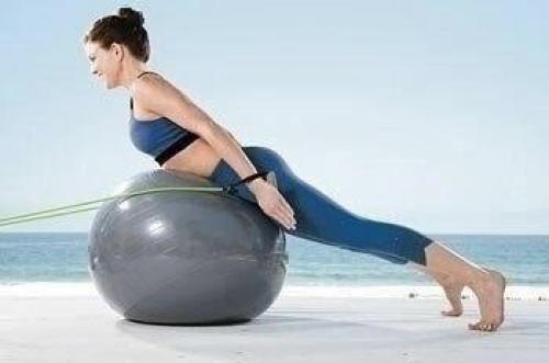 Комплекс упражнений с фитболом. 01 Комплекс упражнений с фитболом. 01