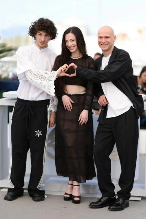 Майки мэдисон - звезда фильмов Квентин Тарантино однажды в …. 08