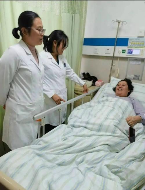 24-Летняя девушка жизнь сразу пятерым малышам подарила. 

