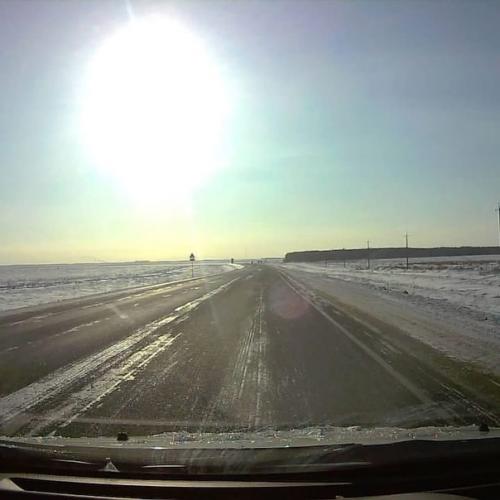 Старый анекдот про жену военного, которая обжилась, пока ехала в трамвае, со временем обнаруживает в себе совсем уж сакральный смысл. 01