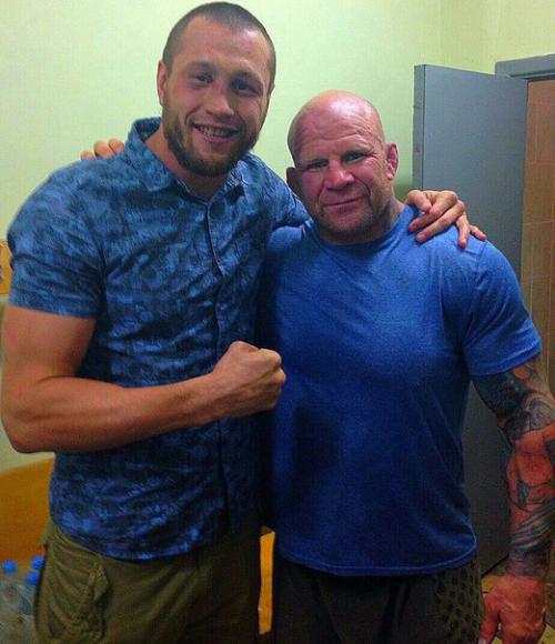 Одним глазом я теперь не вижу. 03