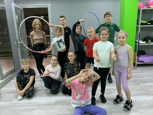 На этой неделе в группах Здоровые Спинки, тренера ульяничевой Марины, прошла лекция - беседа на тему: 01