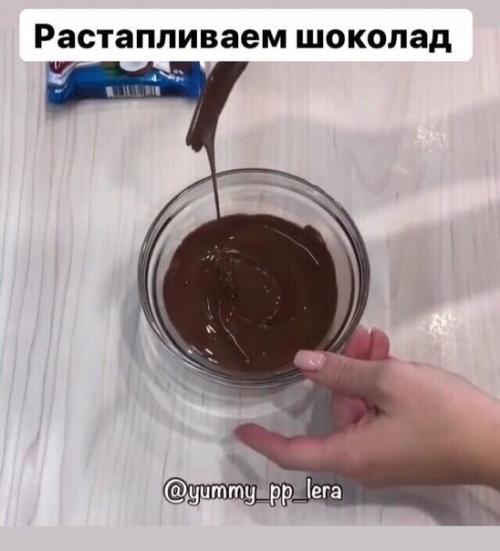 Девчонки, мы берем на заметку этот замечательные и очень полезный рецептик домашних сырков! 04