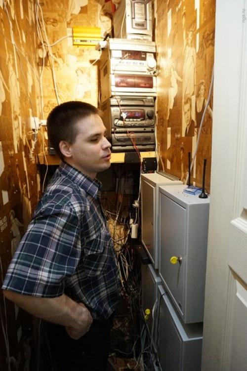 Незрячий студент Умный дом из квартиры в хрущевке сделал. 01 Незрячий студент Умный дом из квартиры в хрущевке сделал. 01